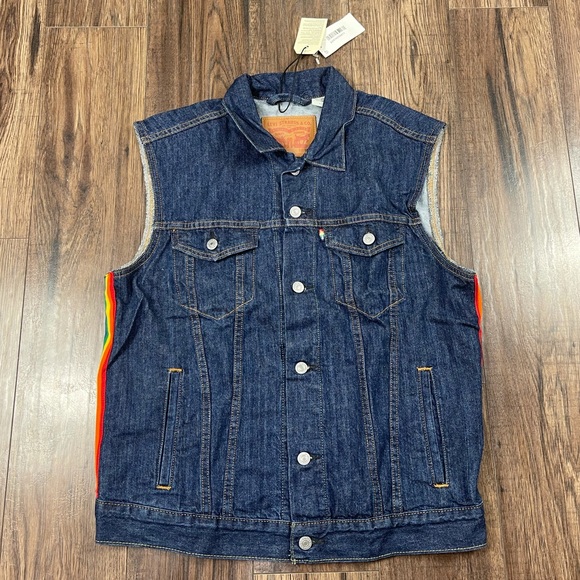 Jackets \u0026 Coats | New Levis Vest Jacket 